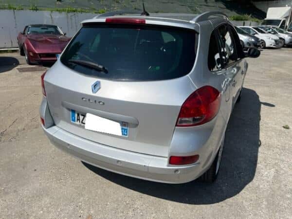 RENAULT CLIO ESTATE DIESEL – Image 6