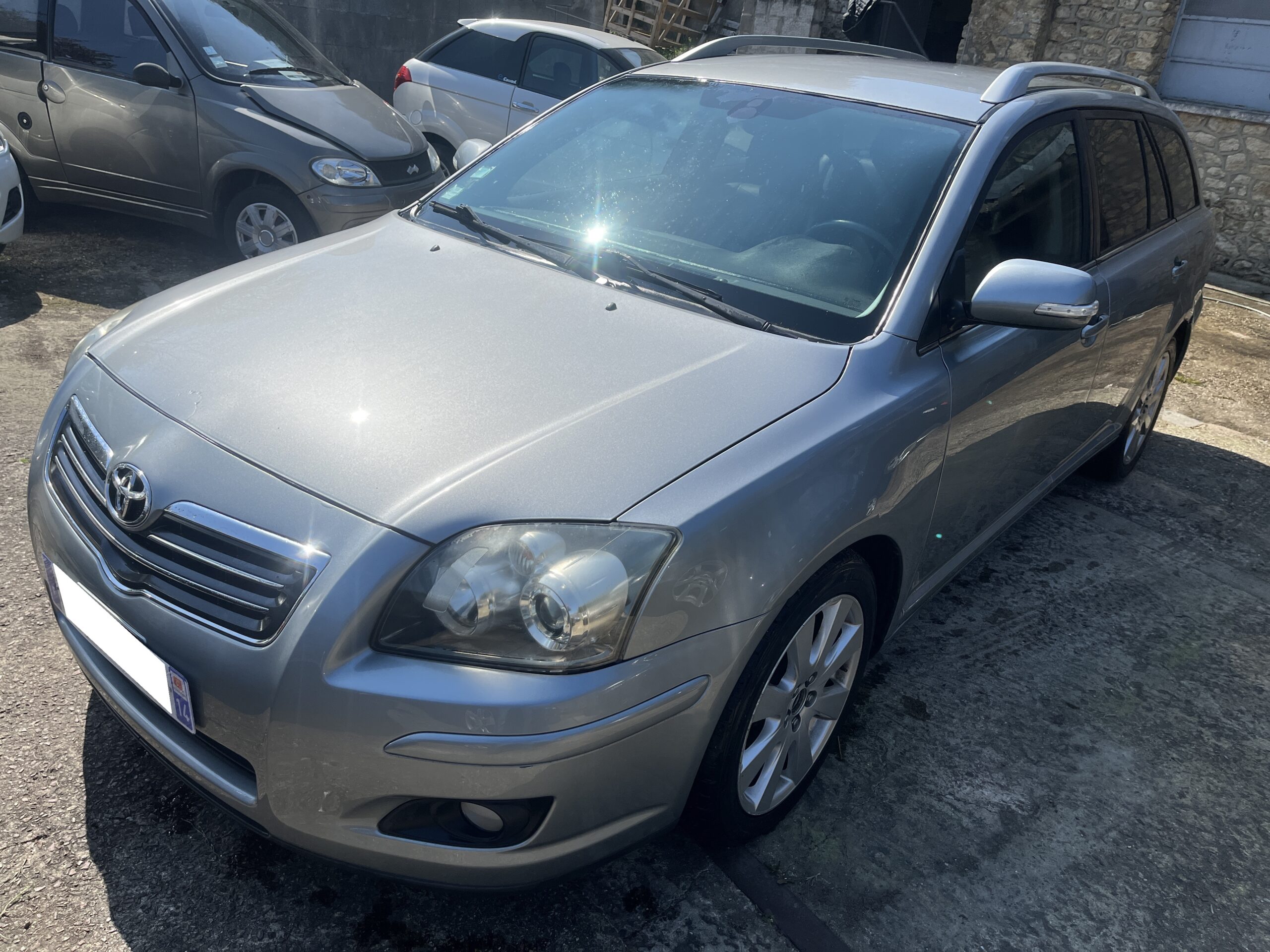 TOYOTA AVENSIS DIESEL