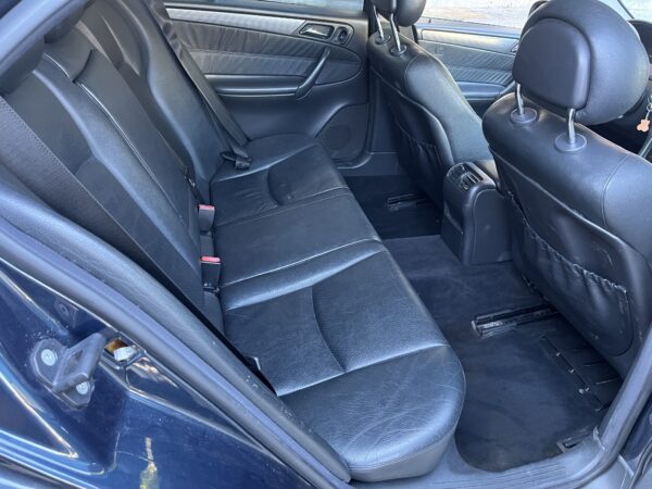MERCEDES C240 V6 2.6 i 18V 170 Ch – Image 4