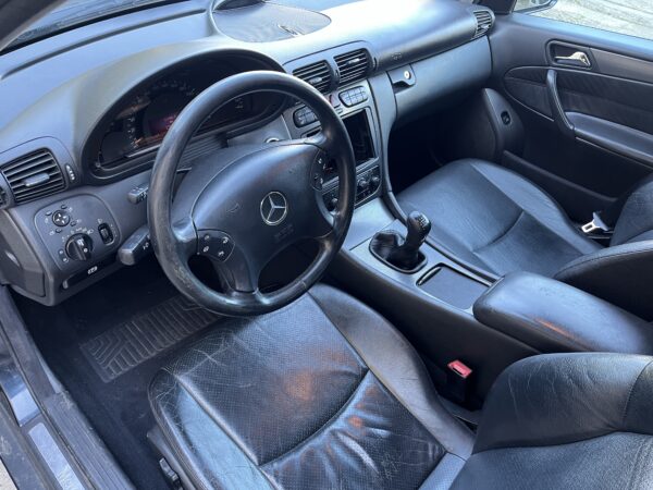 MERCEDES C240 V6 2.6 i 18V 170 Ch – Image 2
