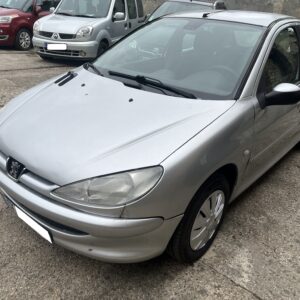 PEUGEOT 206 HDI 5 PORTES 5 PLACES